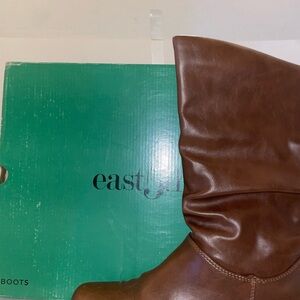 Eastland Chestnut Leather Ankle Boots